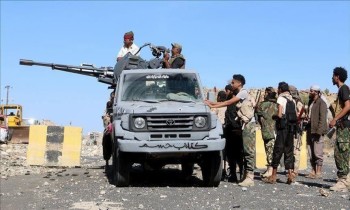 صنعاء.. مسلحون مجهولون يغتالون دبلوماسيا يمنيا سابقا