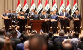 هل تنهي حكومة السوداني أزمات العراق؟