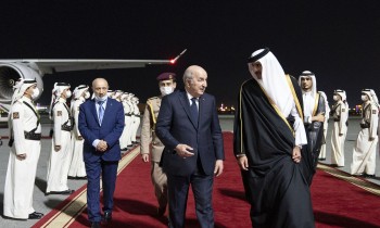قطر تعلن مشاركة أميرها تميم بن حمد في القمة العربية بالجزائر