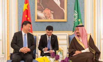 فرصة في حقل ألغام.. خيوط متشابكة لزيارة الرئيس الصيني المرتقبة إلى السعودية