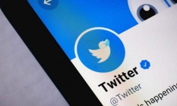 تويتر تعيد علامة "رسمي"  وتخفي خيار اشتراك العلامة الزرقاء