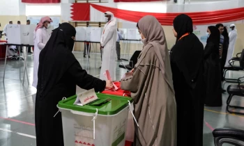 وسط تنديد حقوقي.. البحرين تشيد بنسبة المشاركة في الانتخابات