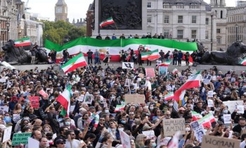 للمرة الرابعة منذ بدء الاحتجاجات.. إيران تستدعي السفير البريطاني