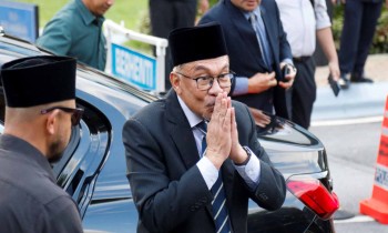 القصر الملكي الماليزي يعلن تعيين أنور إبراهيم رئيسا للوزراء