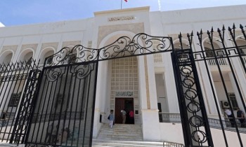 تونس.. التحقيق مع 25 شخصية إعلامية وسياسية بتهمة التآمر والتخابر