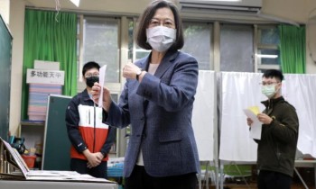 بعد هزيمة الانتخابات المحلية.. رئيسة تايوان تتنحى عن زعامة الحزب الحاكم