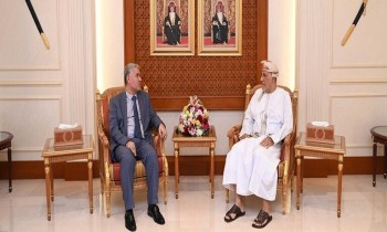 مسؤول عماني يلتقي السفير الجزائري في مسقط.. ماذا ناقشا؟