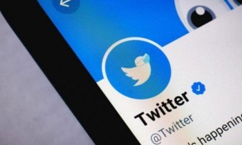 باشتراك أعلى لهواتف "آيفون".. "تويتر" يعيد طرح خدمة توثيق الحسابات