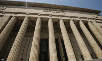 بينهم مسؤولون.. إحالة 18 متهما للمحاكمة في قضية فساد كبرى بمصر