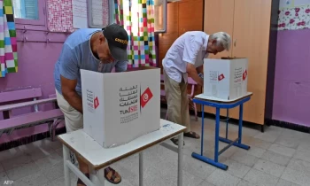 مشاركة ضعيفة في انتخابات تونس.. 7.1% نسبة التصويت حتى الظهيرة