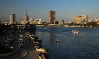 مصر تنفي اعتزامها التنازل عن موانئ نهر النيل
