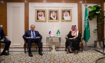 السعودية تؤكد مواصلة جهودها لحل سياسي للأزمة الأوكرانية