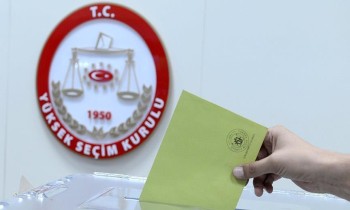 الحزب الحاكم بتركيا يبحث تقديم موعد الانتخابات الرئاسية والبرلمانية