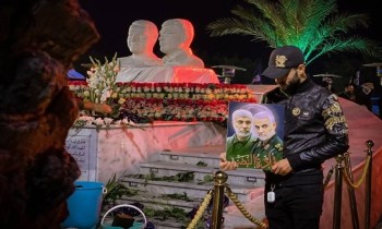 بقصائد التمجيد.. العراقيون يحييون الذكرى الثالثة لمقتل المهندس وسليماني
