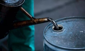 أسعار النفط تتراجع بسبب مخاوف الطلب في الصين