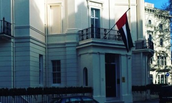 أكاديمي بريطاني: سفارة الإمارات تعمل على ابتزازي وتشويه سمعتي بملف من 19 صفحة