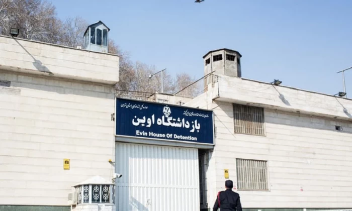 أمريكي معتقل في إيران يبدأ إضرابا عن الطعام