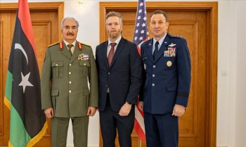 أمريكا تبحث مع حفتر توحيد الجيش الليبي بقيادة مدنية منتخبة