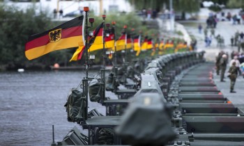 ألمانيا تودّع استراتيجية تجنُّب الحرب