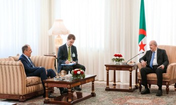 صحيفة: الرئيس الجزائري يزور روسيا الثلاثاء ويوقع وثيقة للتعاون الاستراتيجي