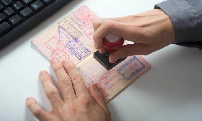 أحدثها تذكرتك تأشيرتك.. تعرف على أنواع التأشيرات التي تسمح بدخول السعودية