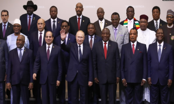 قبل القمة المشتركة.. أوراسيا ريفيو: على أفريقيا إعادة النظر في العلاقة مع روسيا