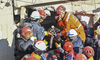 زلزال تركيا.. انتشال 4 أشخاص أحياء بعد قضائهم 200 ساعة تحت الأنقاض