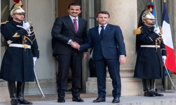 أمير قطر وماكرون يبحثان في باريس التطورات الإقليمية والدولية