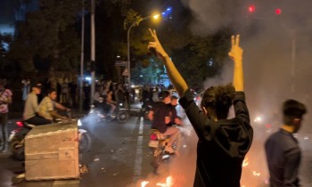 عقوبات أوروبية وبريطانية جديدة على طهران بسبب قمع المتظاهرين