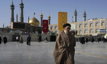 أ.ب: دعوات التغيير في إيران تصل إلى قم معقل النخبة الدينية الحاكمة