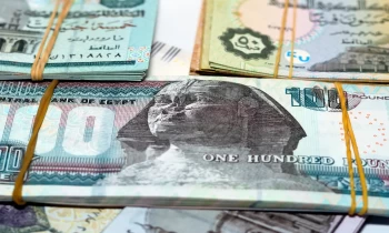 خبير: الدولار سيكسر حاجز الـ37 أمام الجنيه المصري في 2023 (فيديو)