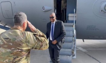 ضمن جولته في المنطقة.. وزير الدفاع الأمريكي يصل إلى العراق (فيديو)