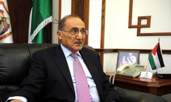 وزير خارجية الأردن الأسبق جواد العناني لـ"الخليج الجديد": دبلوماسية العقبة ساوت بين الضحية والجلاد