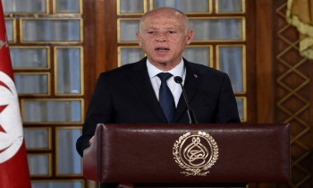 الرئيس التونسي يعتزم إعادة العلاقات الدبلوماسية مع سوريا