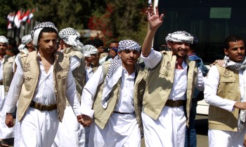 مسؤول يمني: تبادلنا مع الحوثيين كشوفات لـ200 أسير لدى الجانبين