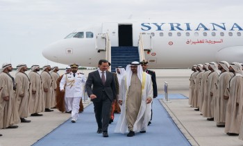 بعد عام من زيارته الأولى.. الأسد يصل إلى الإمارات ويلتقي بن زايد