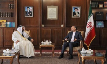 عبد اللهيان وشمخاني يبحثان مع وزير قطري قضايا إقليمية ودولية (صور)