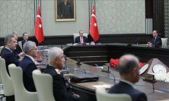 تركيا تثمن الأجواء الإيجابية مع اليونان وتتعهد باستمرار الحرب على تنظيمات إرهابية