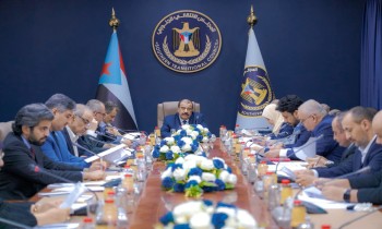 إعلان المجلس الانتقالي التمسك بانفصال جنوب اليمن وإقامة دولتين... ماذا يعني؟