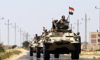 الجيش المصري يستدعي قوات كبيرة إلى الحدود مع السودان